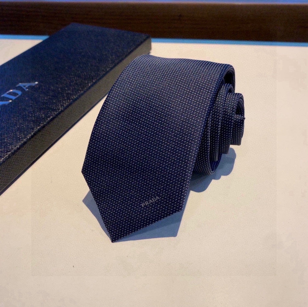 Prada Style Men's Solid Navy Silk Tie