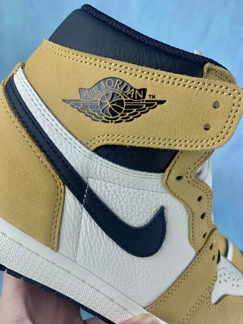 Air Jordan 1 High - Unisex Sneakers Style 26