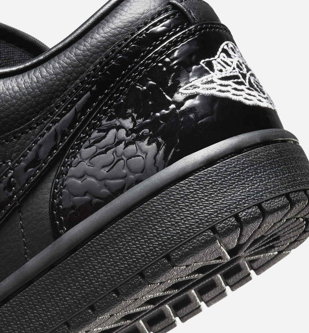 Air Jordan 1 Low Patent Elephant – Women's Lifestyle Shoe in Black/White/Metallic Silver