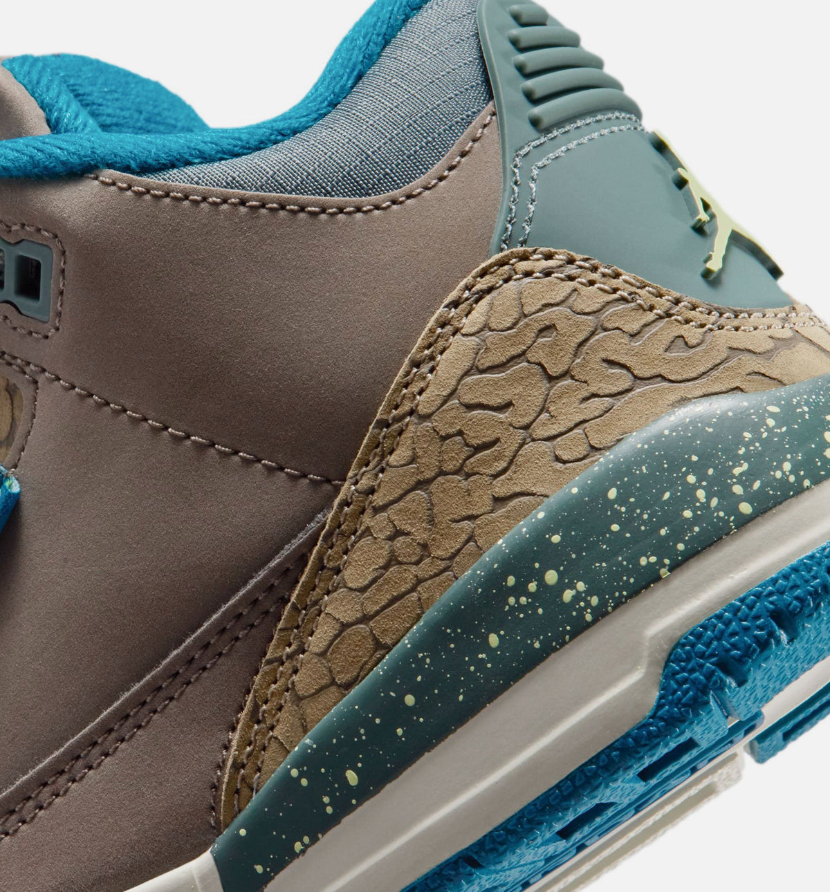 Air Jordan 3 Retro Olive Grey Preschool Lifestyle Shoes - Olive Grey/Abyss Green/Khaki/Sea Glass