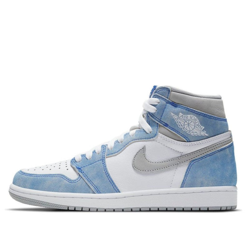 Air Jordan 1 Retro High OG 'Hyper Royal Light Smoke Grey' 555088-237