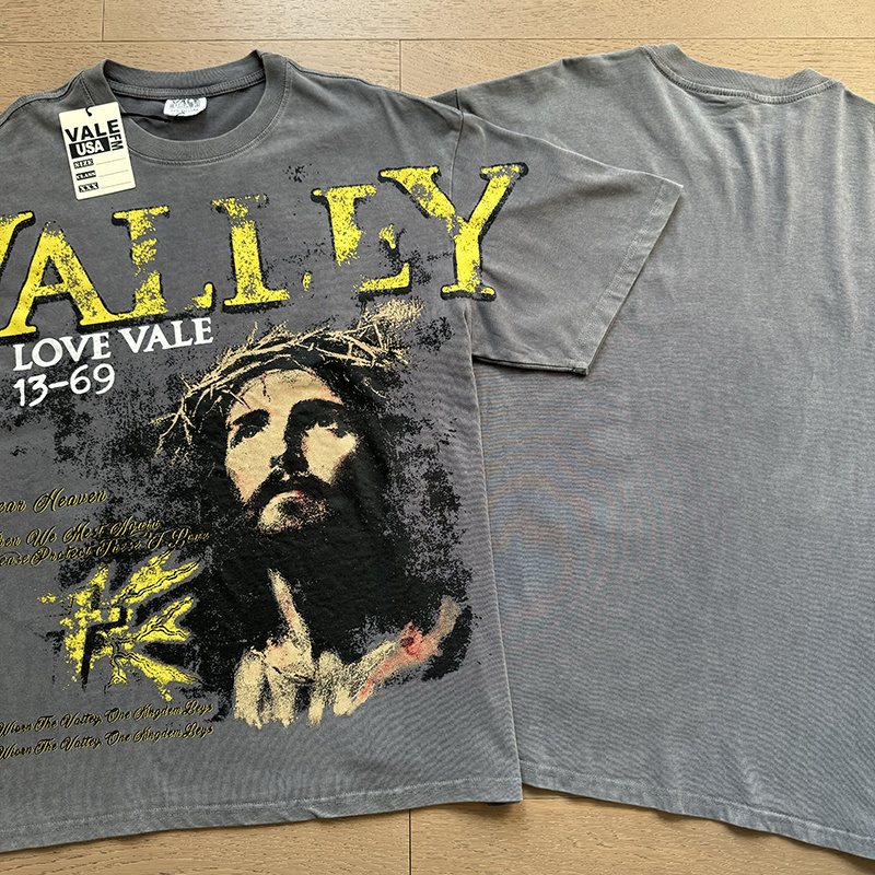 VALE USA Washed Gray Front Graphic T-Shirt