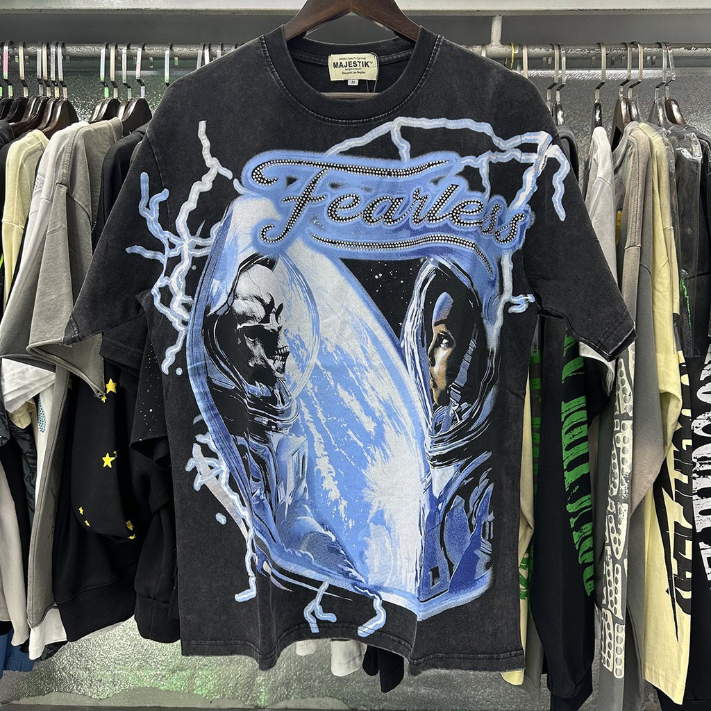 MAJESTIK Astronaut Skull Graphic T-Shirt