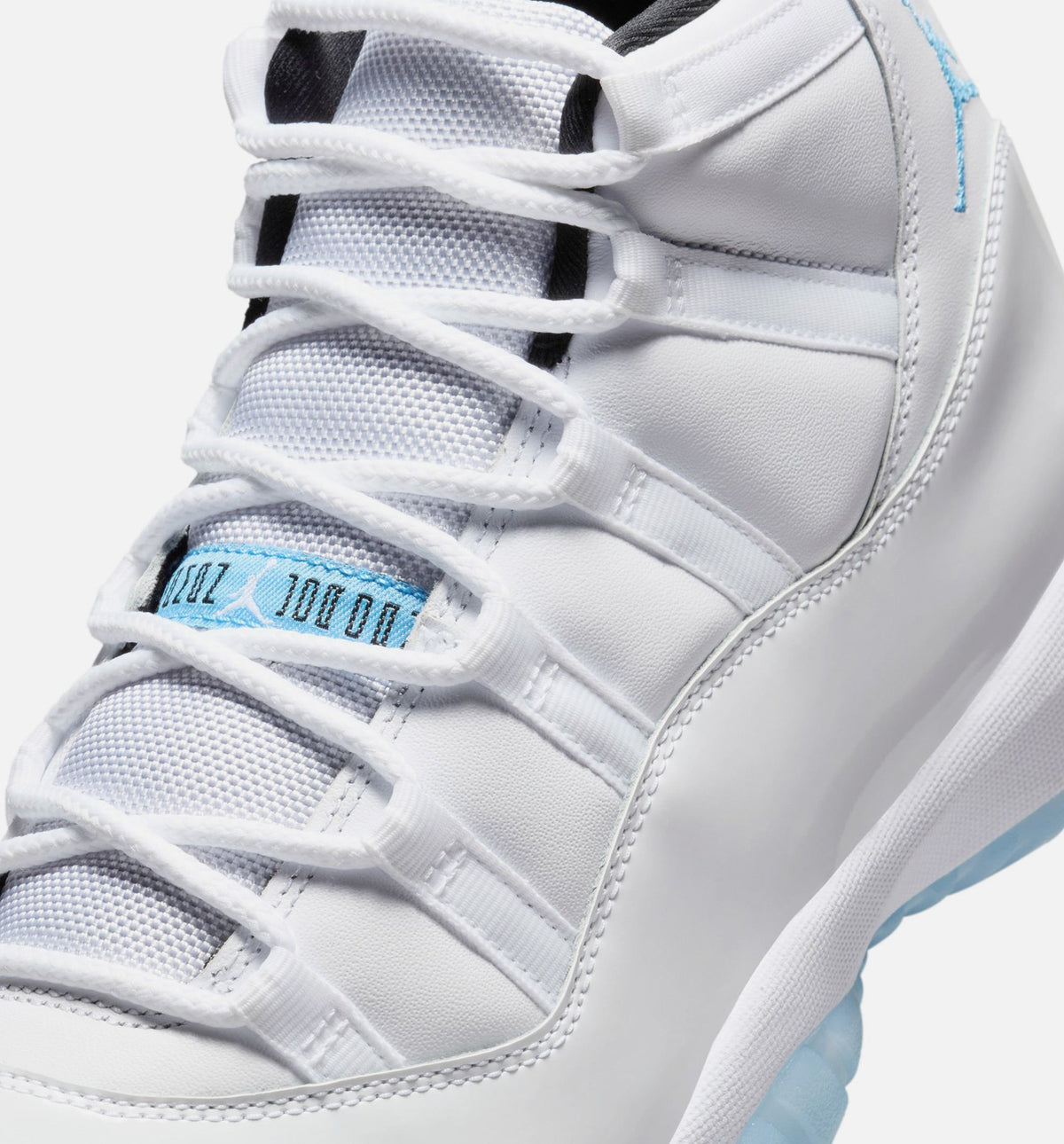 Air Jordan 11 Retro "Legend Blue" Men's Shoe – White/Legend Blue/Black