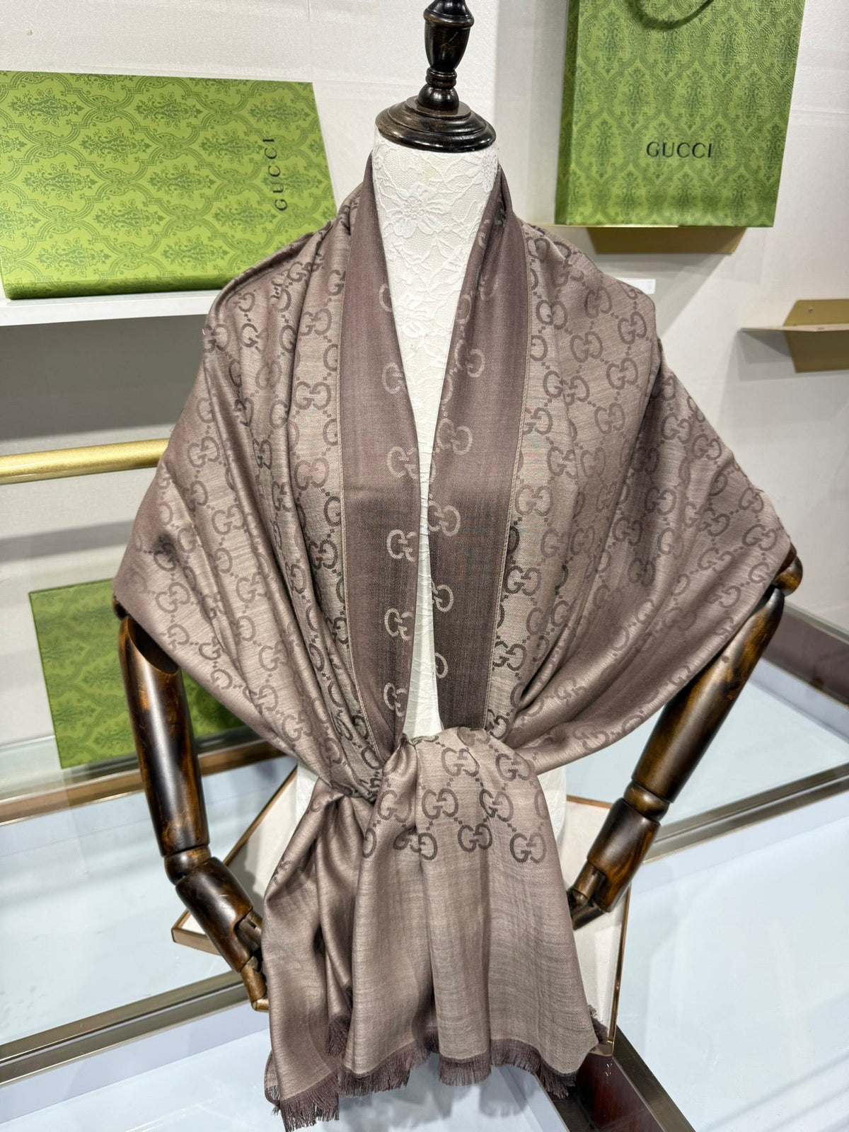 GUCCI 25S SCARF 200 IN CASHMERE SILK 706563