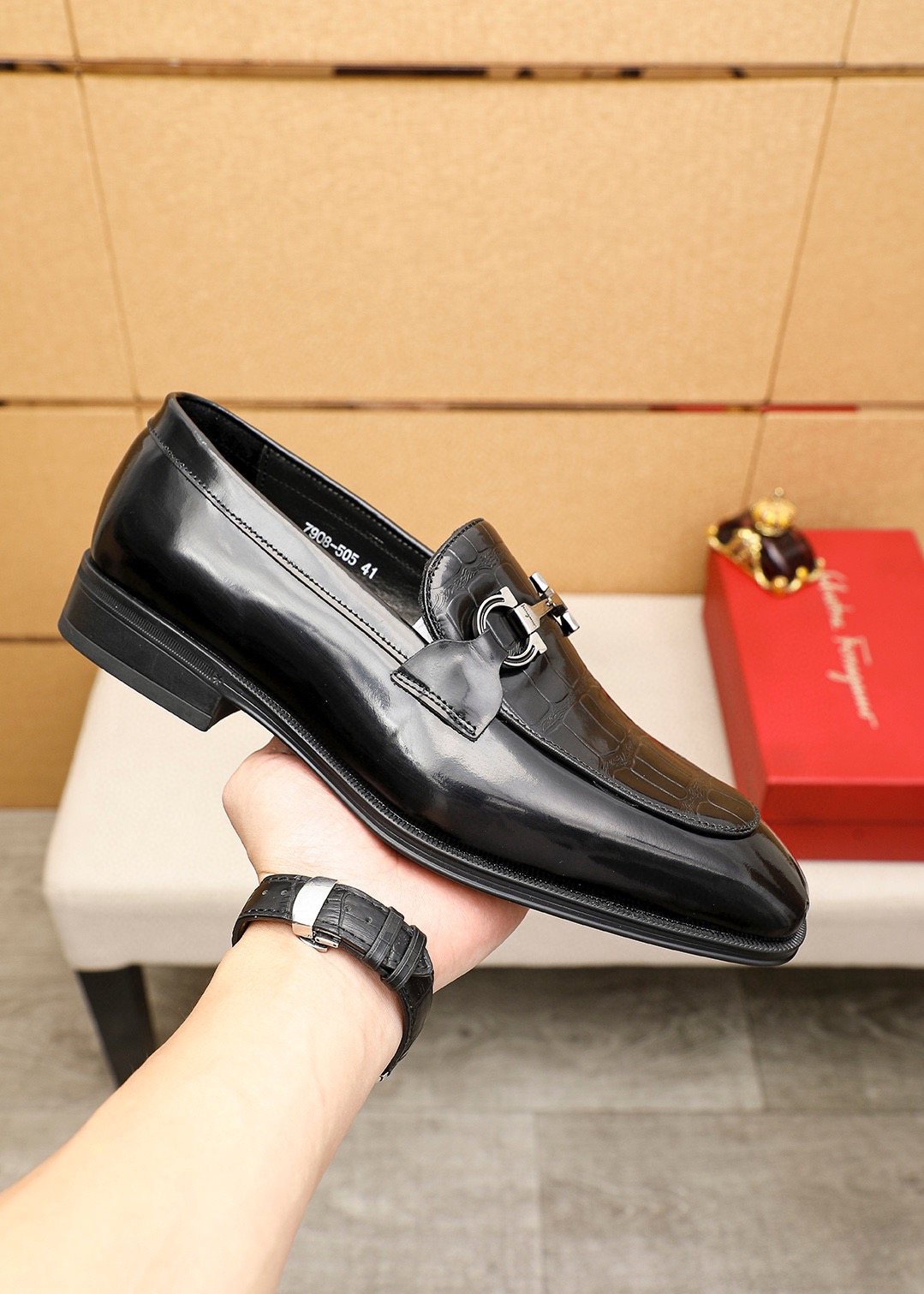 Ferragamo Men's Black Textured Bit Loafers - Low-Profile Heel