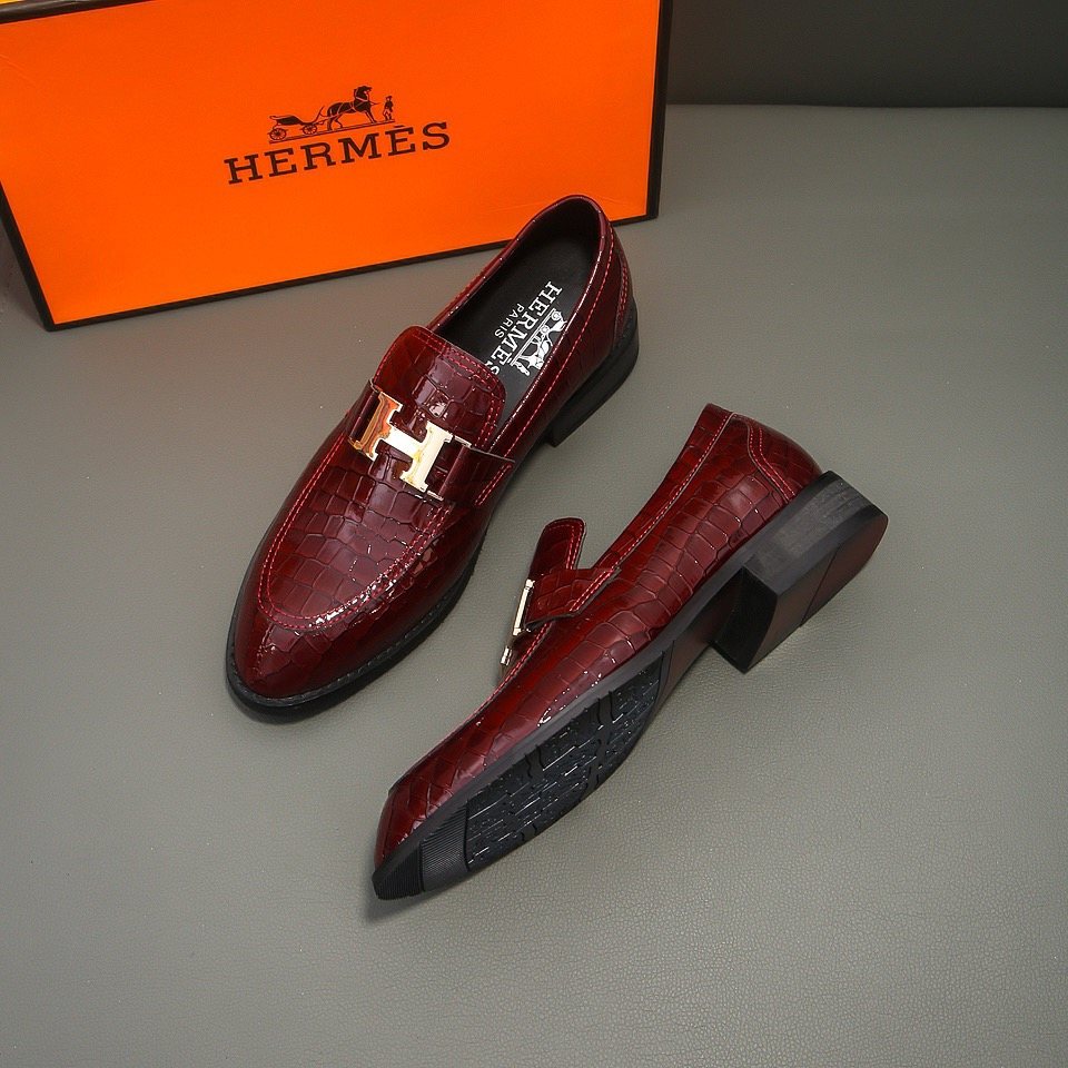 Hermès Burgundy Crocodile-Pattern Loafers