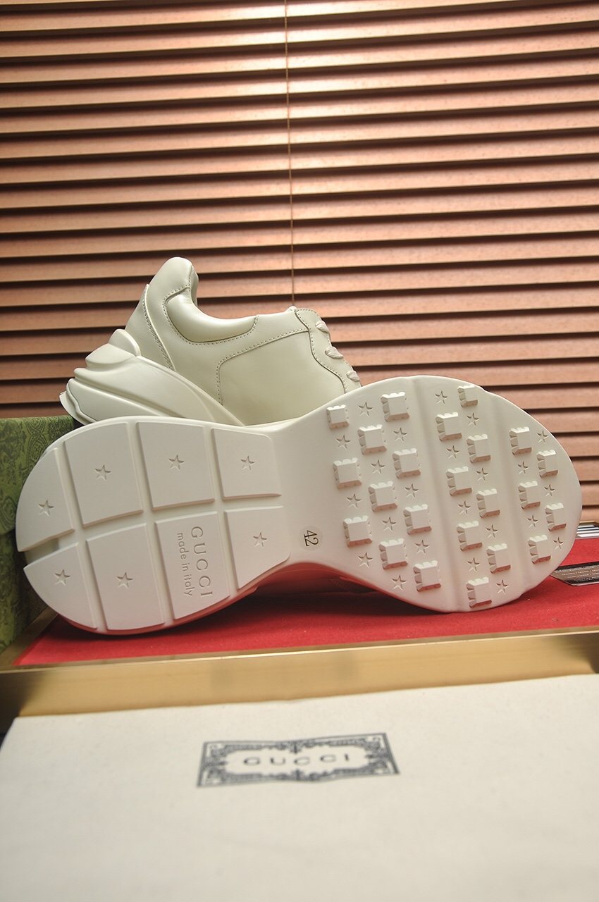 Gucci Off-White Chunky Sneakers