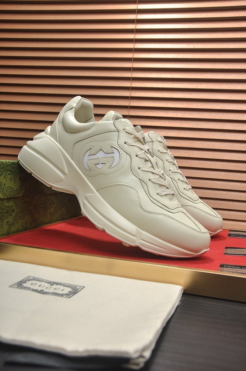 Gucci Off-White Chunky Sneakers
