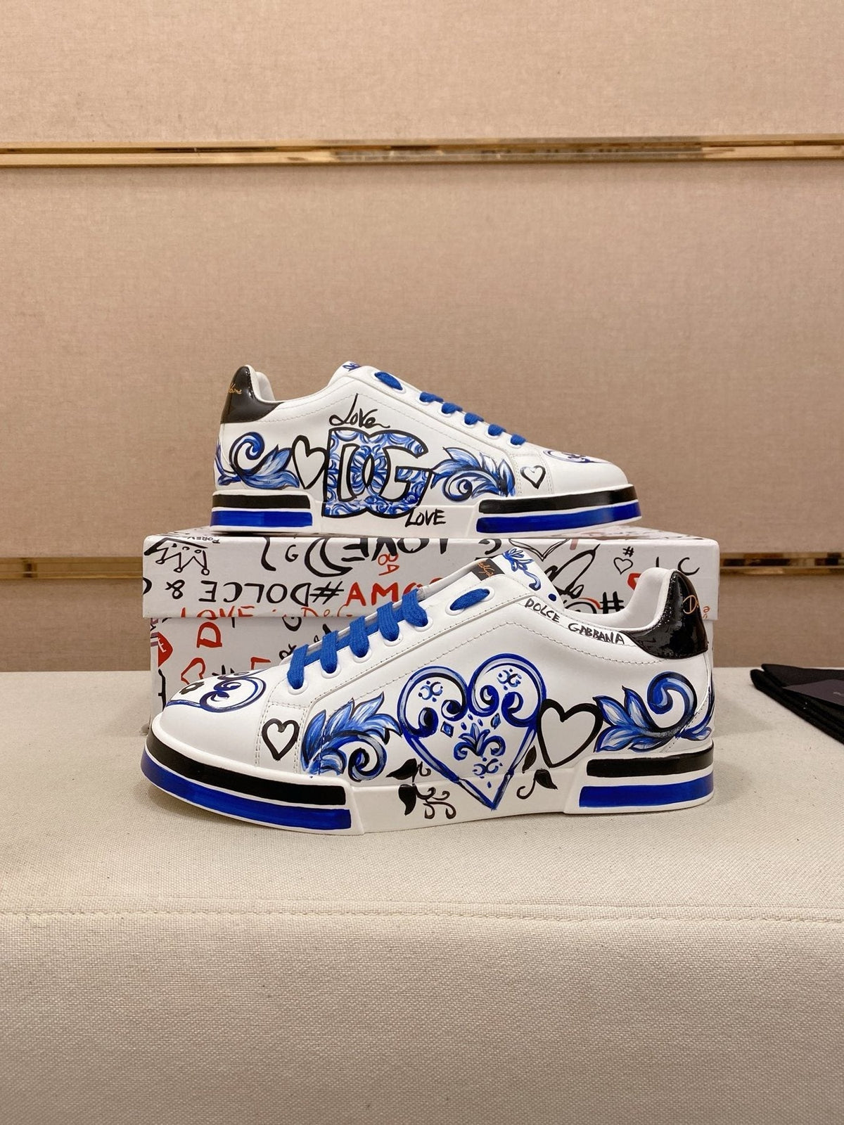 Dolce & Gabbana Men's White Blue Graphic Sneakers