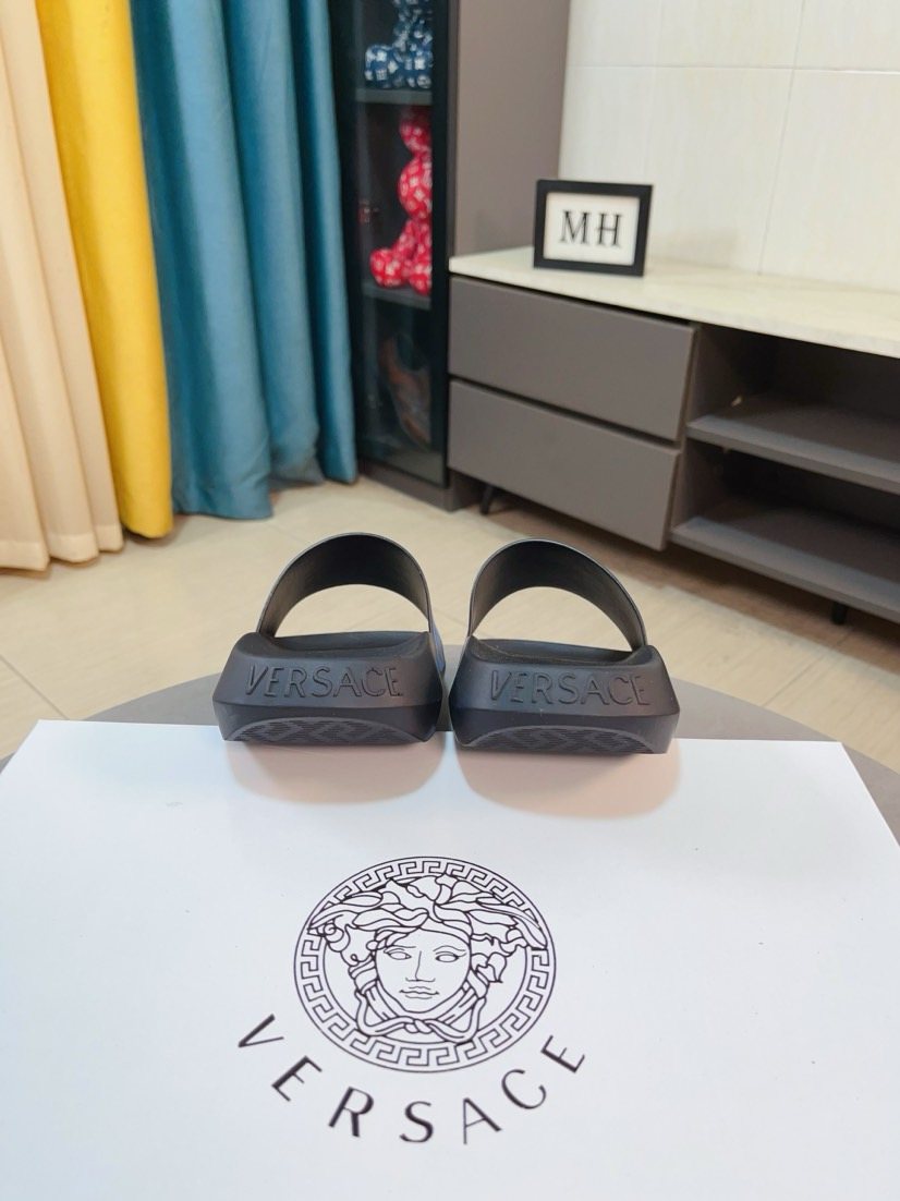 Versace Men's Graphic Slide Sandals