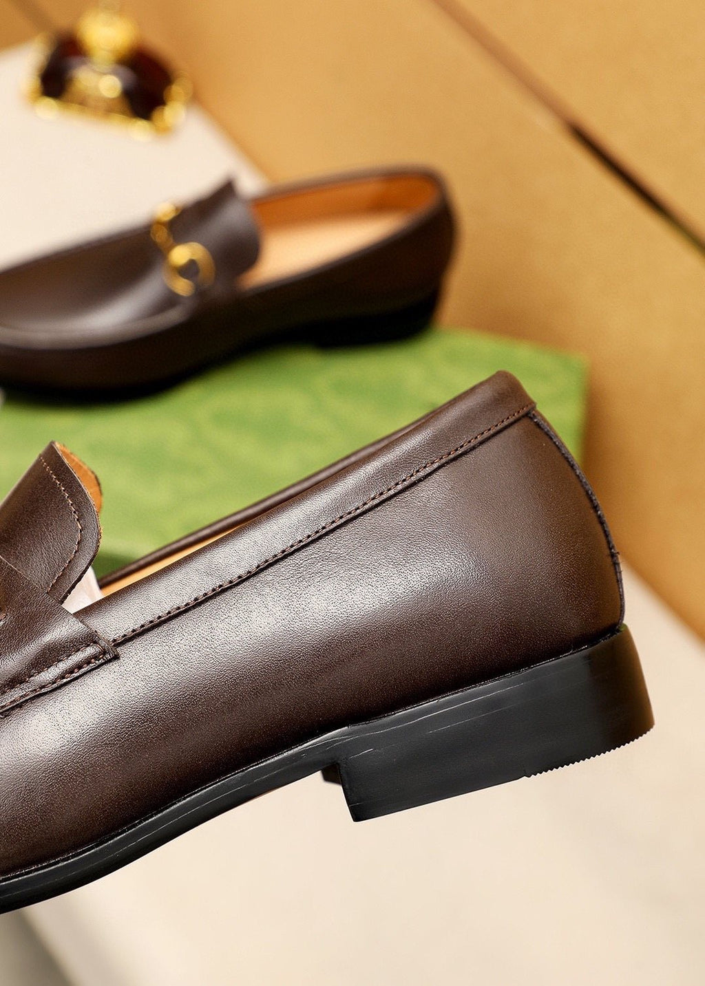 GUCCI Leather Horsebit Loafers